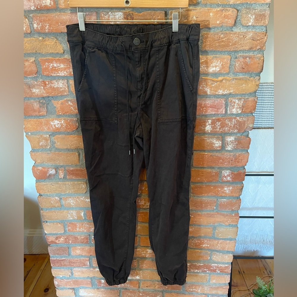 AE stretch fit joggers